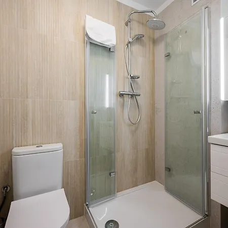 Broniewskiego Comfort Flow By Bookinghost *