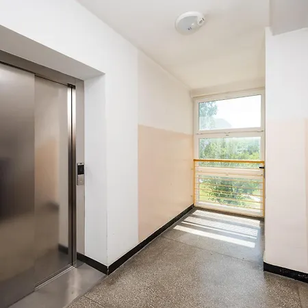 Lägenhet Broniewskiego Comfort Flow By Bookinghost